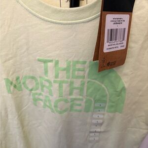 The North Face Women's Half Dome T-shirt .Size L Color Lime Cream HeatherNWT